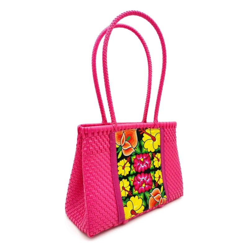 Bolsa artesanal color rosa con motivo sublimado - Image 2