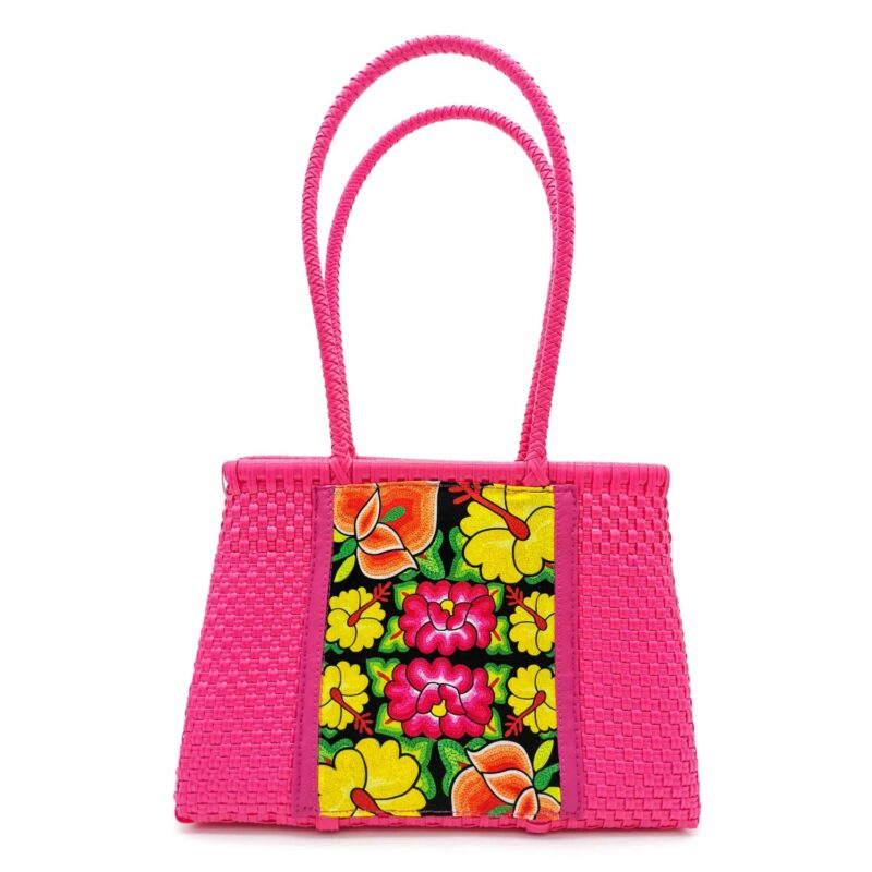Bolsa artesanal color rosa con motivo sublimado