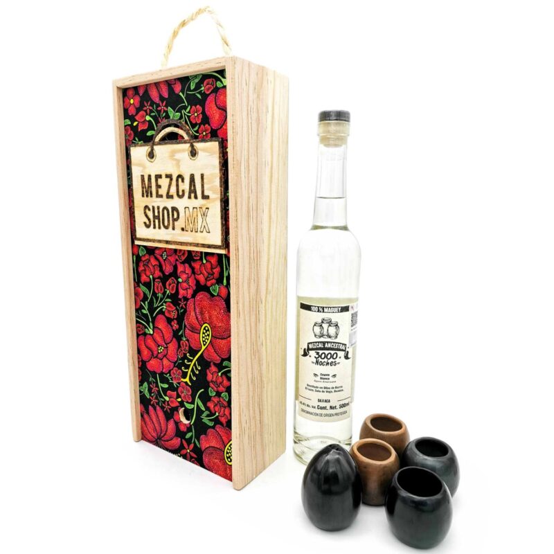 Kit: Caja artesanal + Mezcal Ancestral 3000 Noches Coyote + Barro Negro