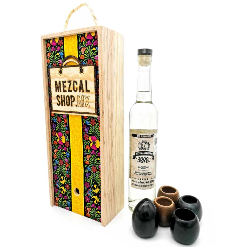 Kit: Caja artesanal + Mezcal Ancestral 3000 Noches Espadín + Barro Negro