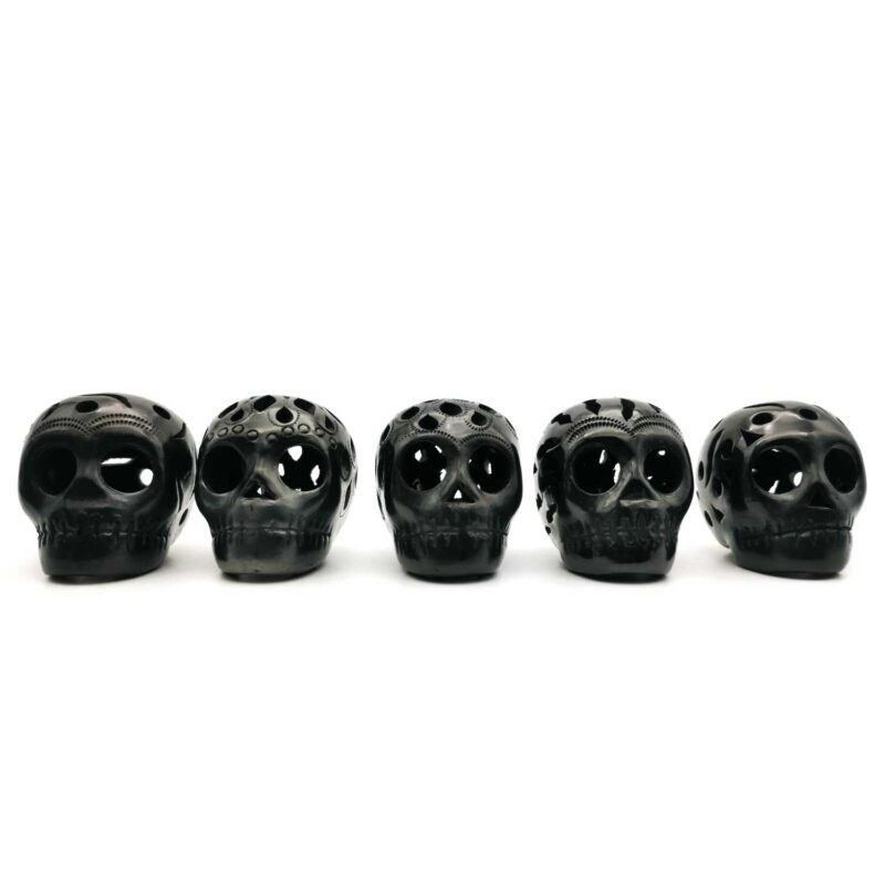 Kit de calaveritas decorativas de Barro Negro