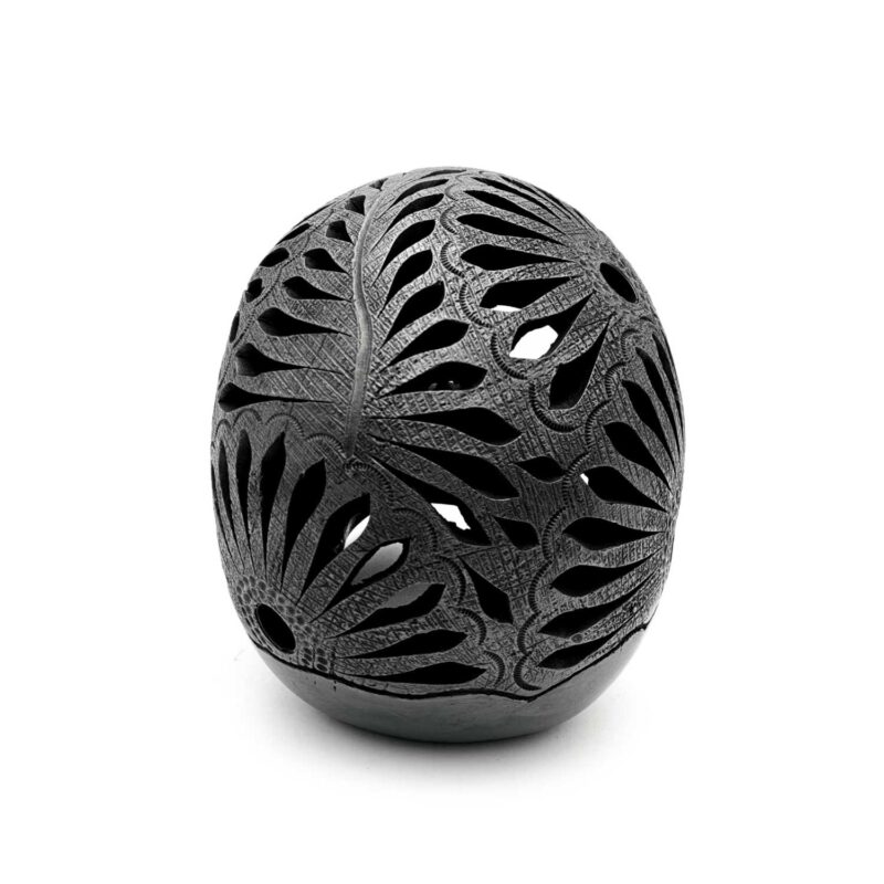 Calavera calada grande de Barro Negro - Image 5