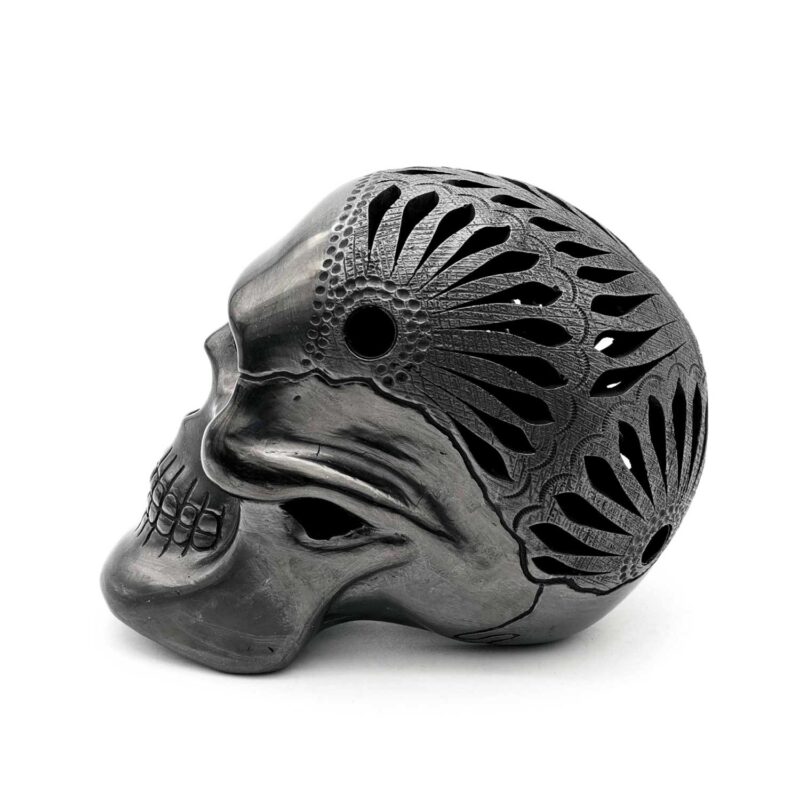 Calavera calada grande de Barro Negro - Image 6
