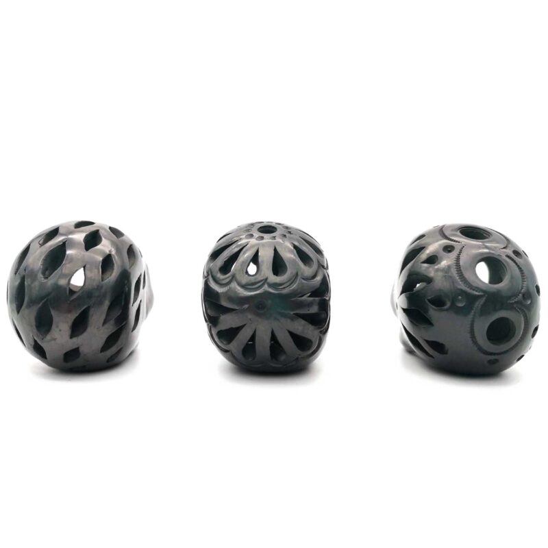Kit de 3 calaveras chicas de Barro Negro - Image 3