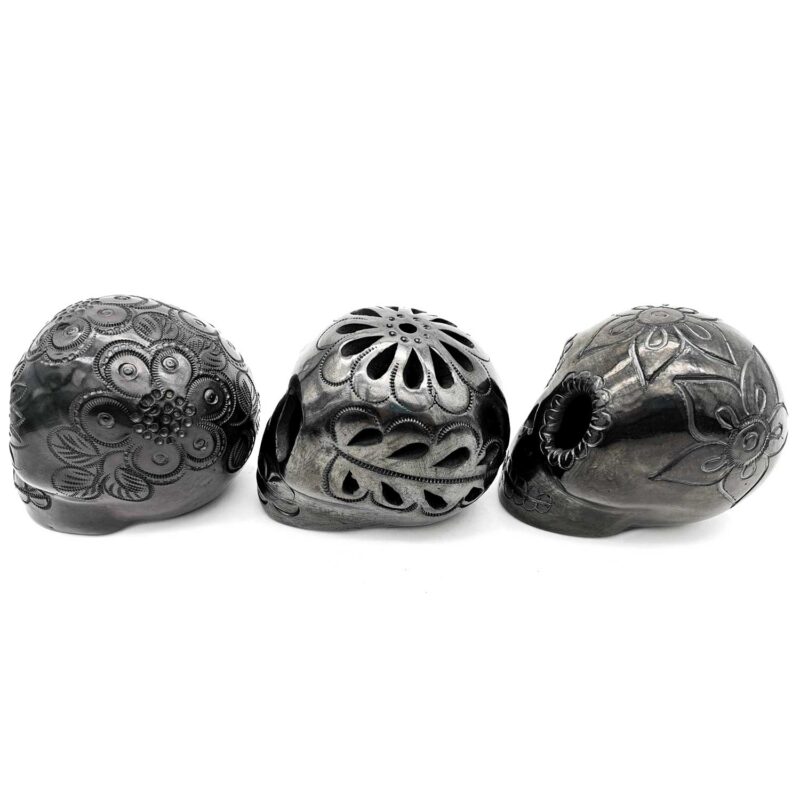 Kit de 3 calaveras medianas de Barro Negro - Image 4