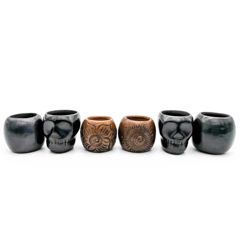 Kit copas mezcaleras de Barro Negro decoradas (pieza única) - Image 2