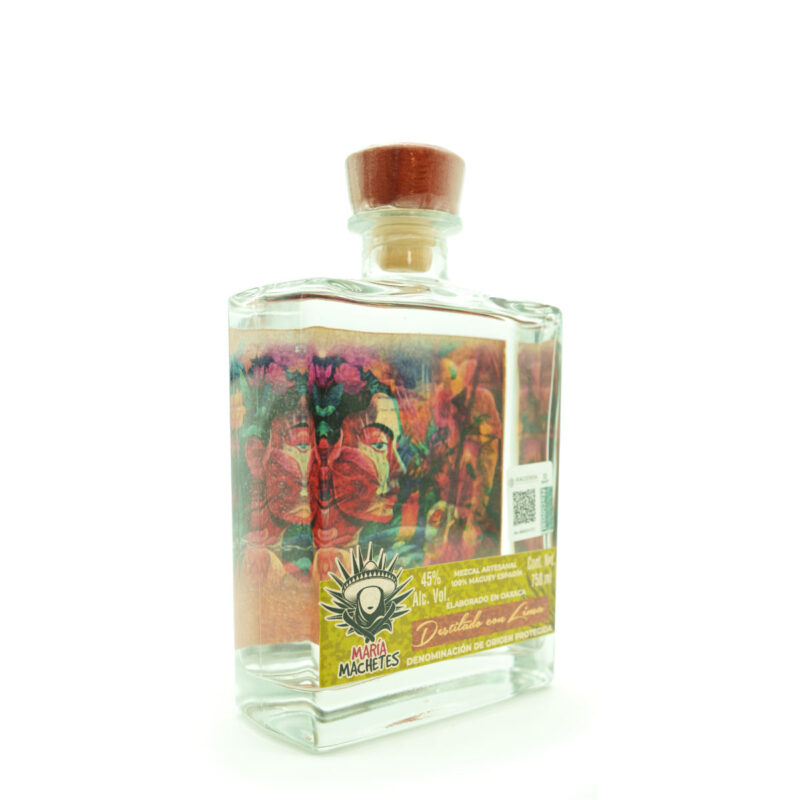 Botella de Mezcal María Machetes, colorida y artesanal