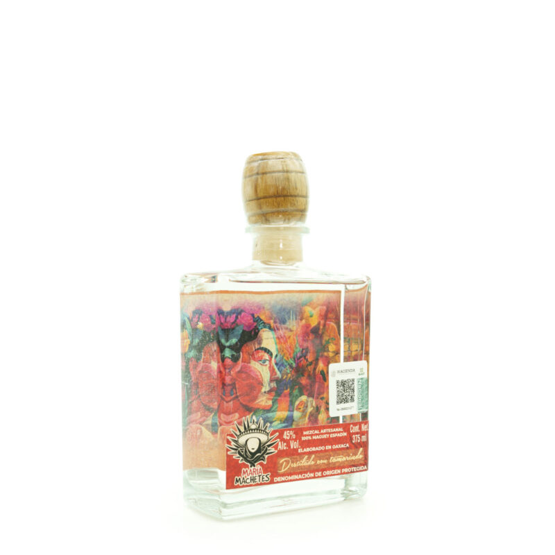 Botella de Mezcal María Machetes, colorida y artesanal.
