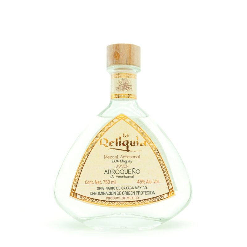 botella en forma de triangulo marca la reliquia variedad arroqueño