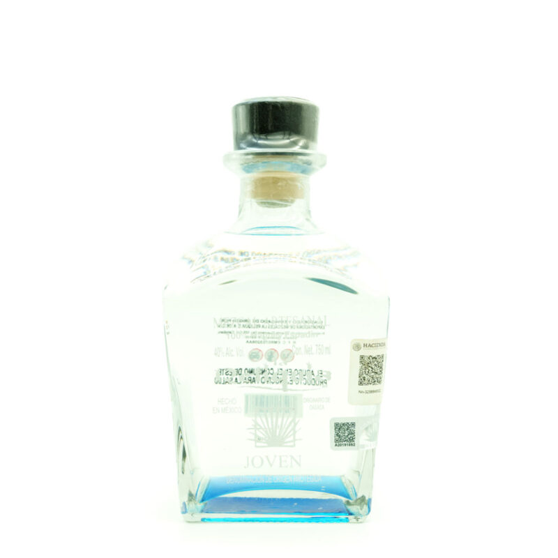 Botella cuadrada mezcal la reliquia joven