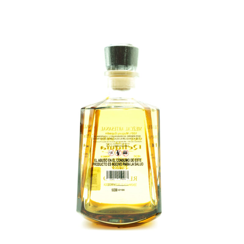 Botella cuadrada mezcal la reliquia reposado