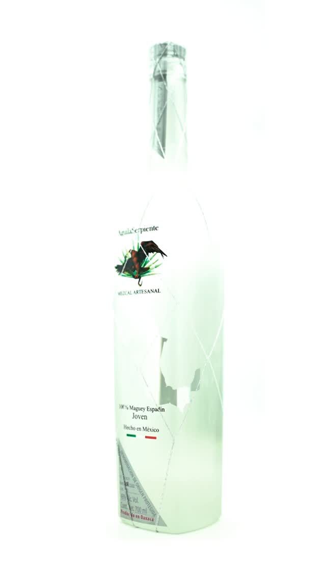 Mezcal Águila Serpiente
#mezcaleria #parati #mezcalito #mezcalpremium